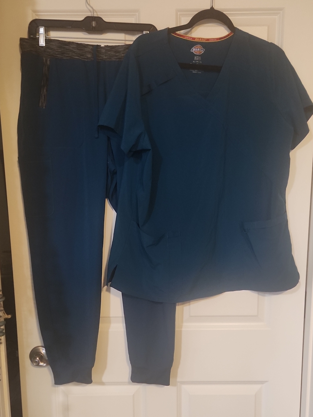 Dickies Scrub Set